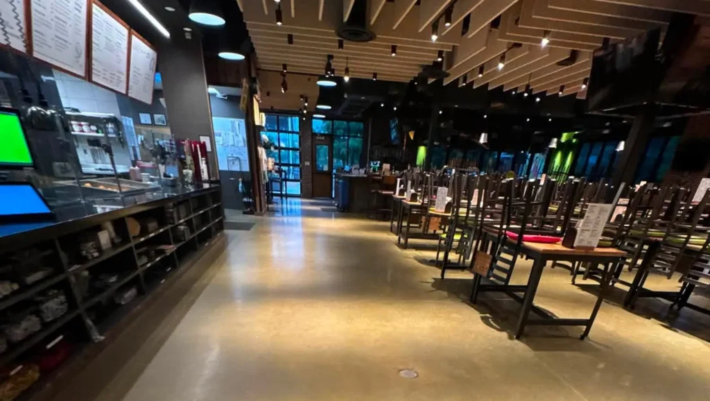 Dining Area Cleaning